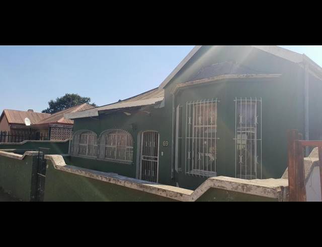 4 BEDROOM HOUSE FOR SALE IN TURFFONTEIN